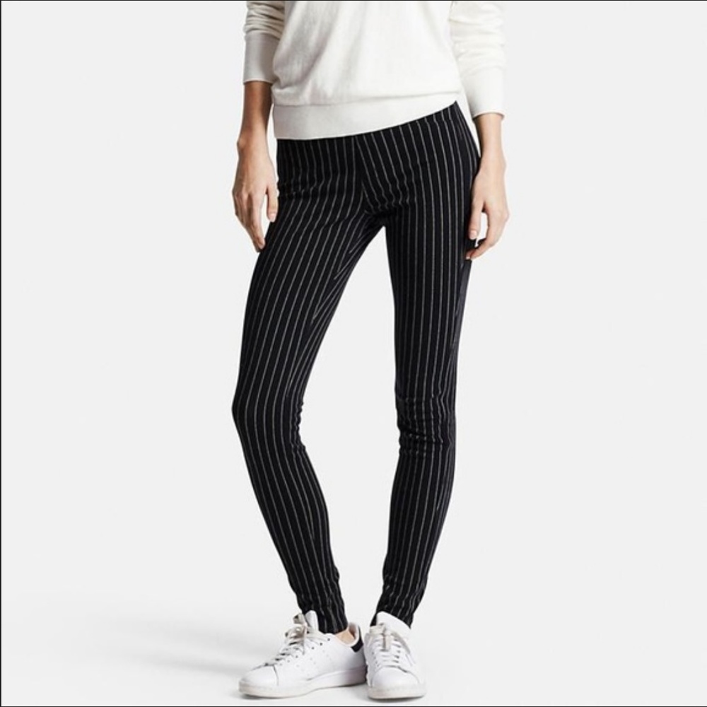 Uniqlo Black White Striped Pants